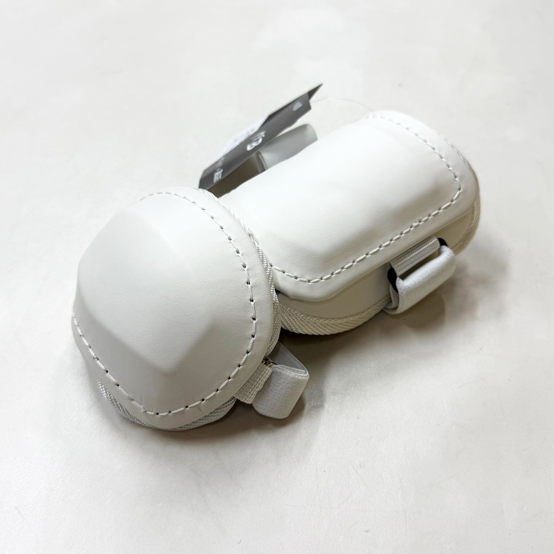 限定1個　特価　XB　IFMC.エルボガード　白　高校野球対応
